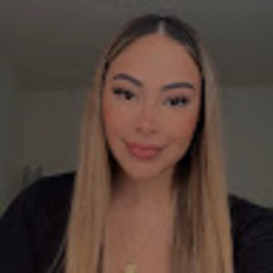 Meet your Posher, Kasandra